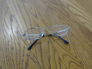 Reading glasses